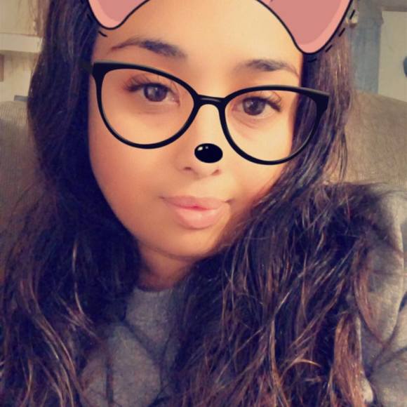 Meet your Posher, Mayi - Picture 1 of 1